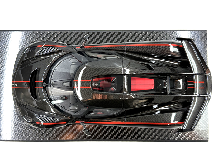 Koenigsegg Jesko PMC Special Project - dark tinted clear carbon - 1:18