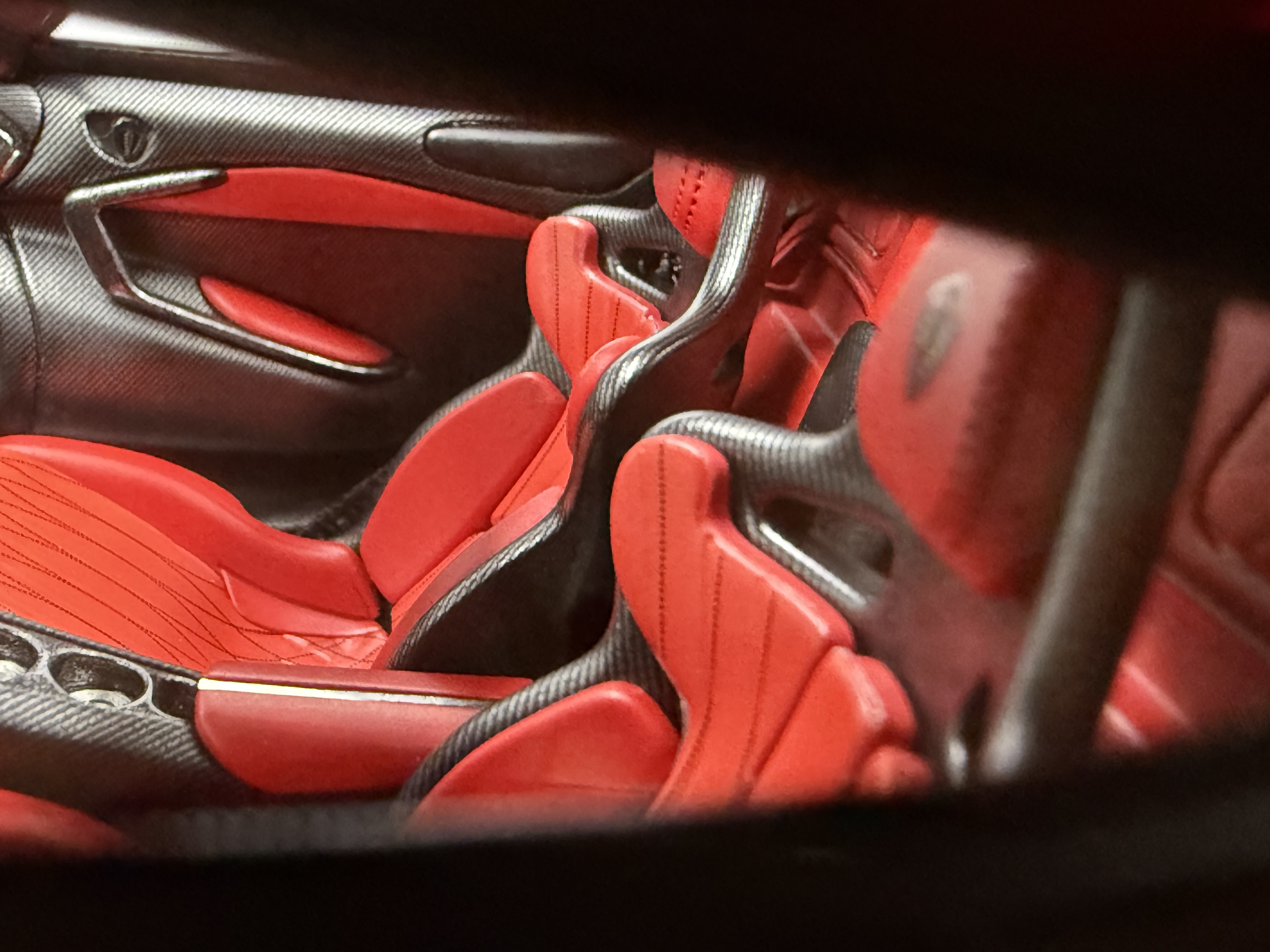 Koenigsegg Jesko PMC Special Project - dark tinted clear carbon - 1:18