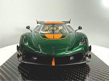 Load image into Gallery viewer, Koenigsegg Jesko PMC Special Project - 7317 Green Tinted Carbon - 1:18
