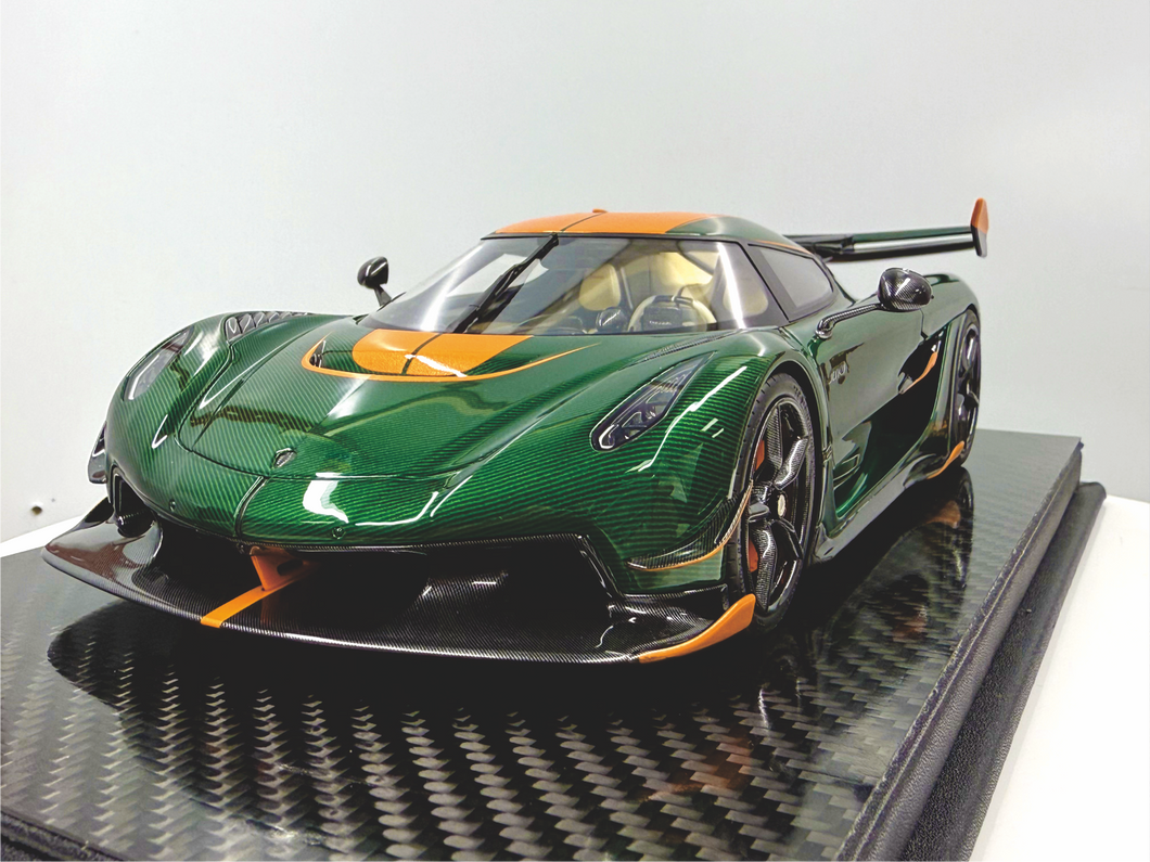 Koenigsegg Jesko PMC Special Project - 7317 Green Tinted Carbon - 1:18