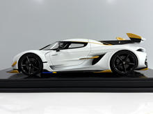 Load image into Gallery viewer, Koenigsegg Jesko 7558 PMC Special Project - Crystal White - 1:18
