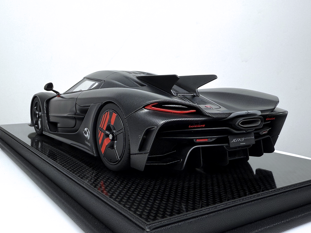 Koenigsegg Jesko Absolut 7267 PMC Special Project - naked carbon - 1:18
