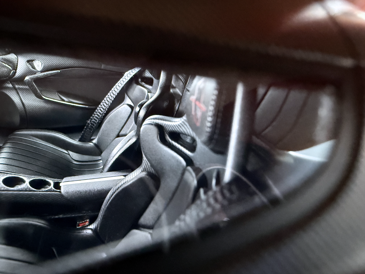 Koenigsegg Jesko Absolut 7267 PMC Special Project - naked carbon - 1:18