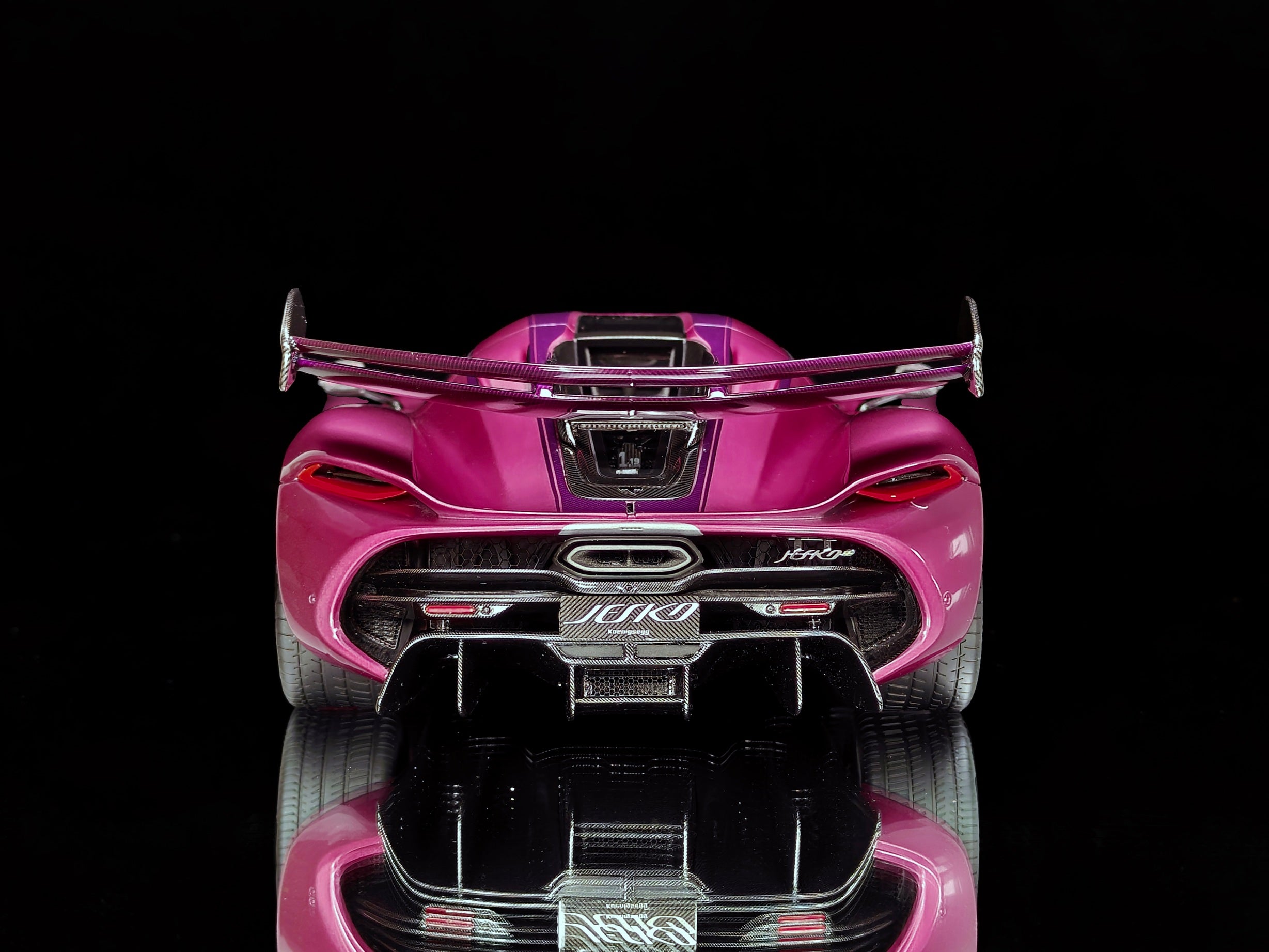 Koenigsegg Jesko PMC Special Project - 7270 Viola - 1:18