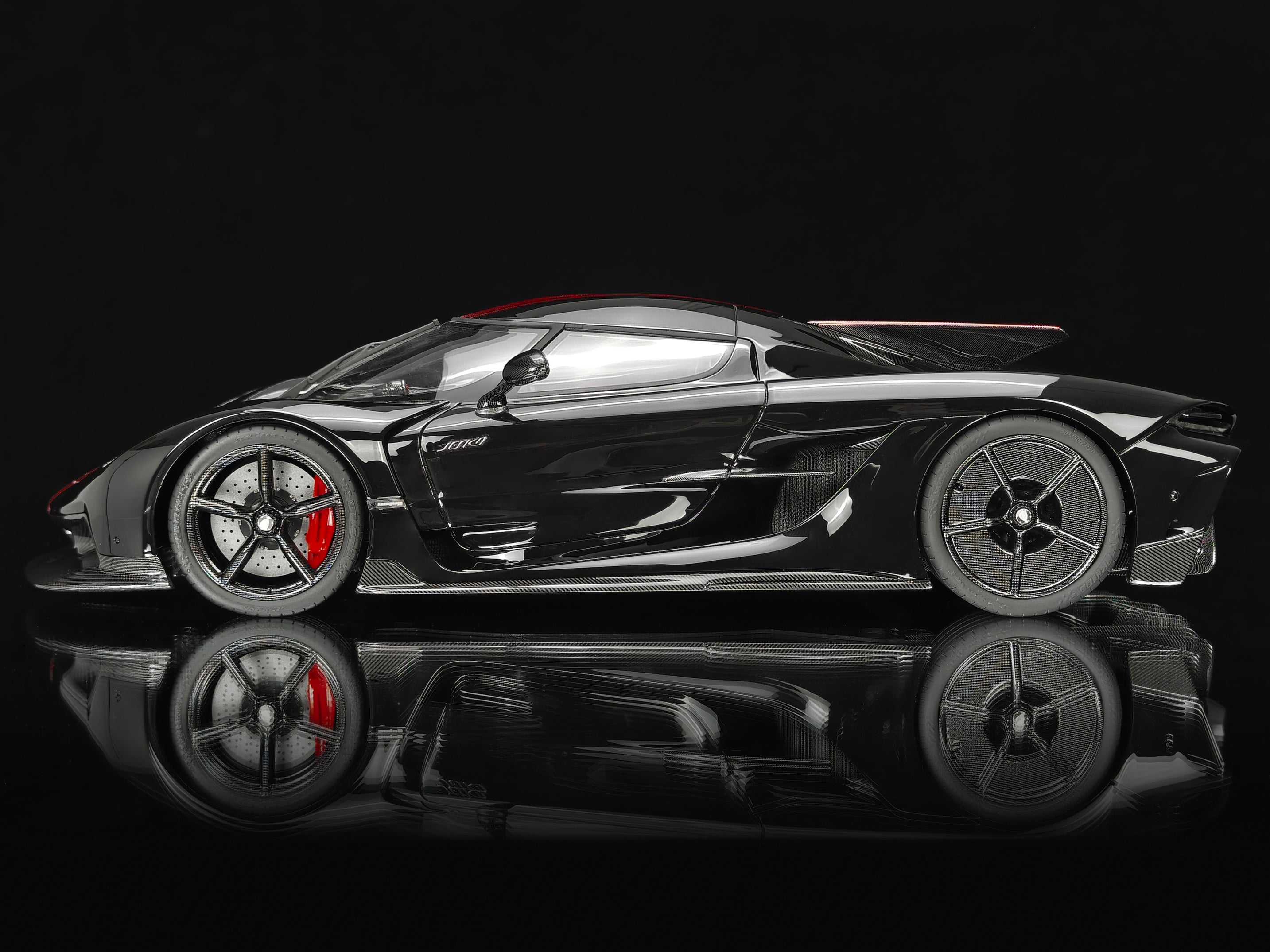 Koenigsegg Jesko PMC Special Project - 7355 Jet Black - 1:18