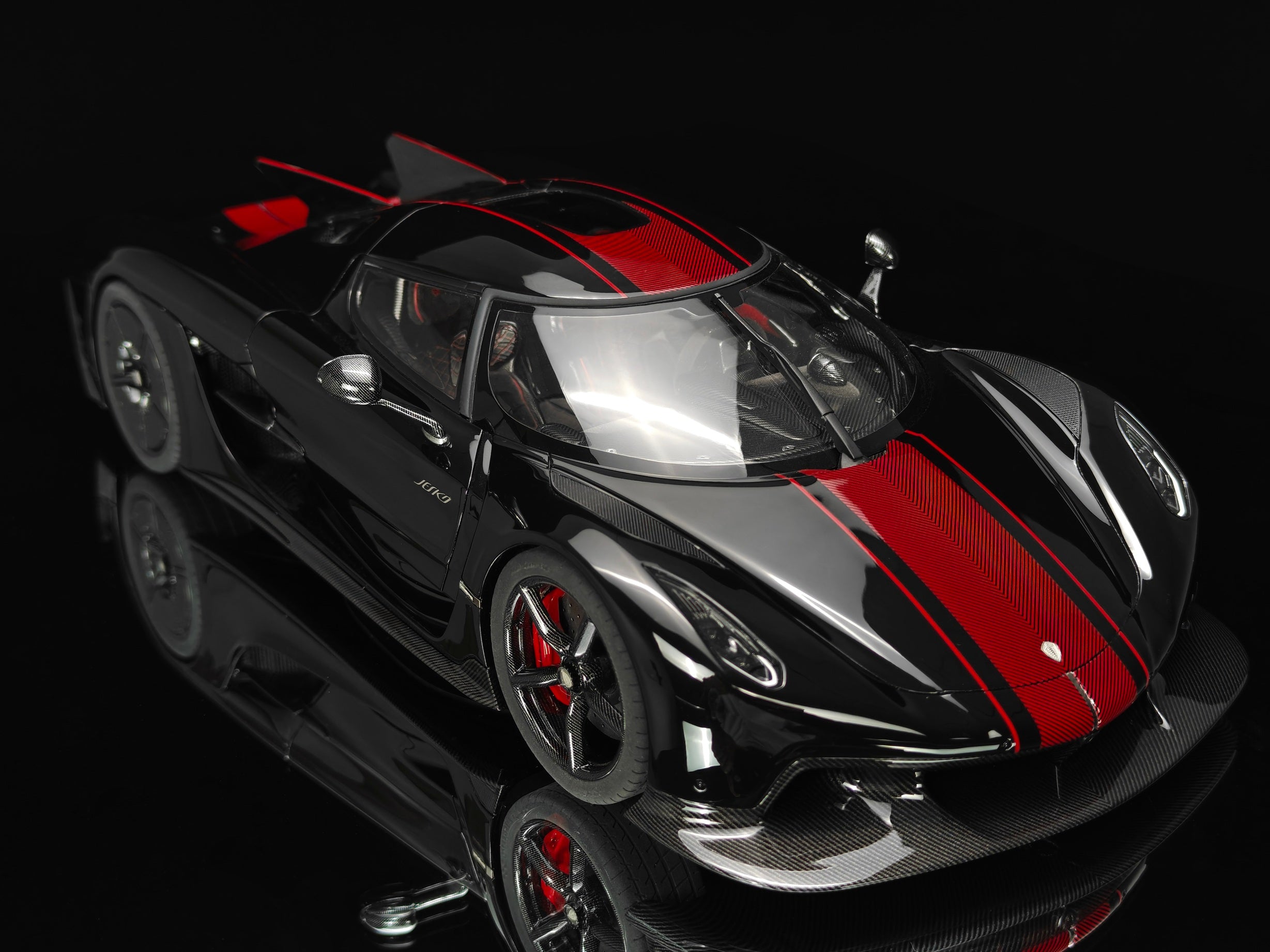 Koenigsegg Jesko PMC Special Project - 7355 Jet Black - 1:18
