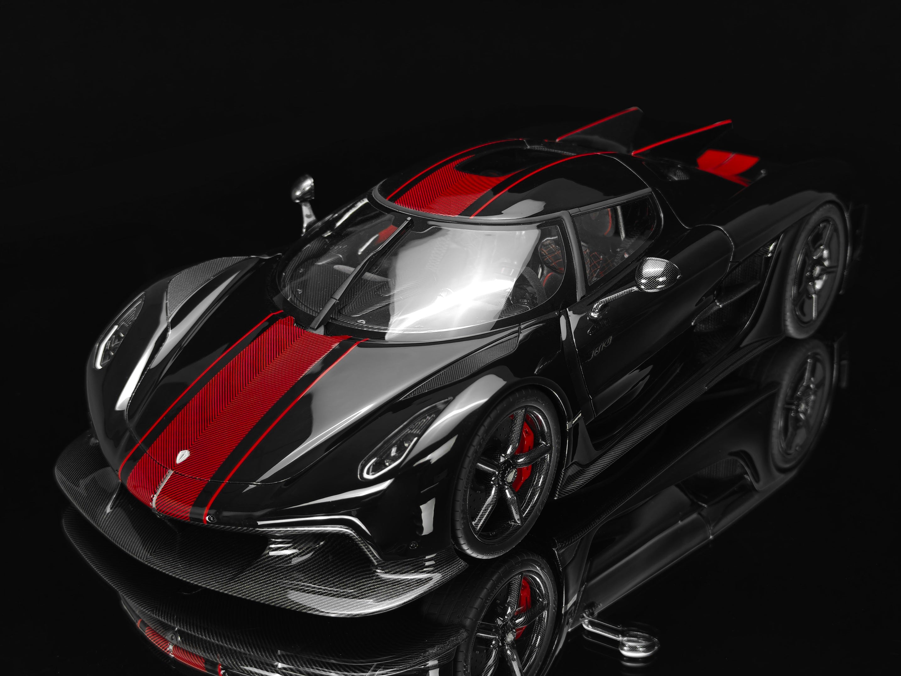 Koenigsegg Jesko PMC Special Project - 7355 Jet Black - 1:18
