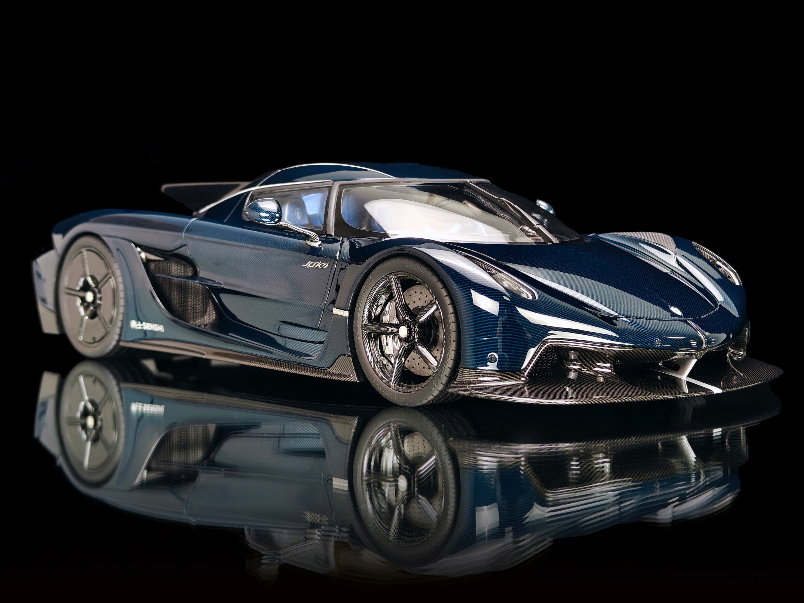 Koenigsegg Jesko Absolut PMC Special Project - Blue Tinted Carbon - 1:18