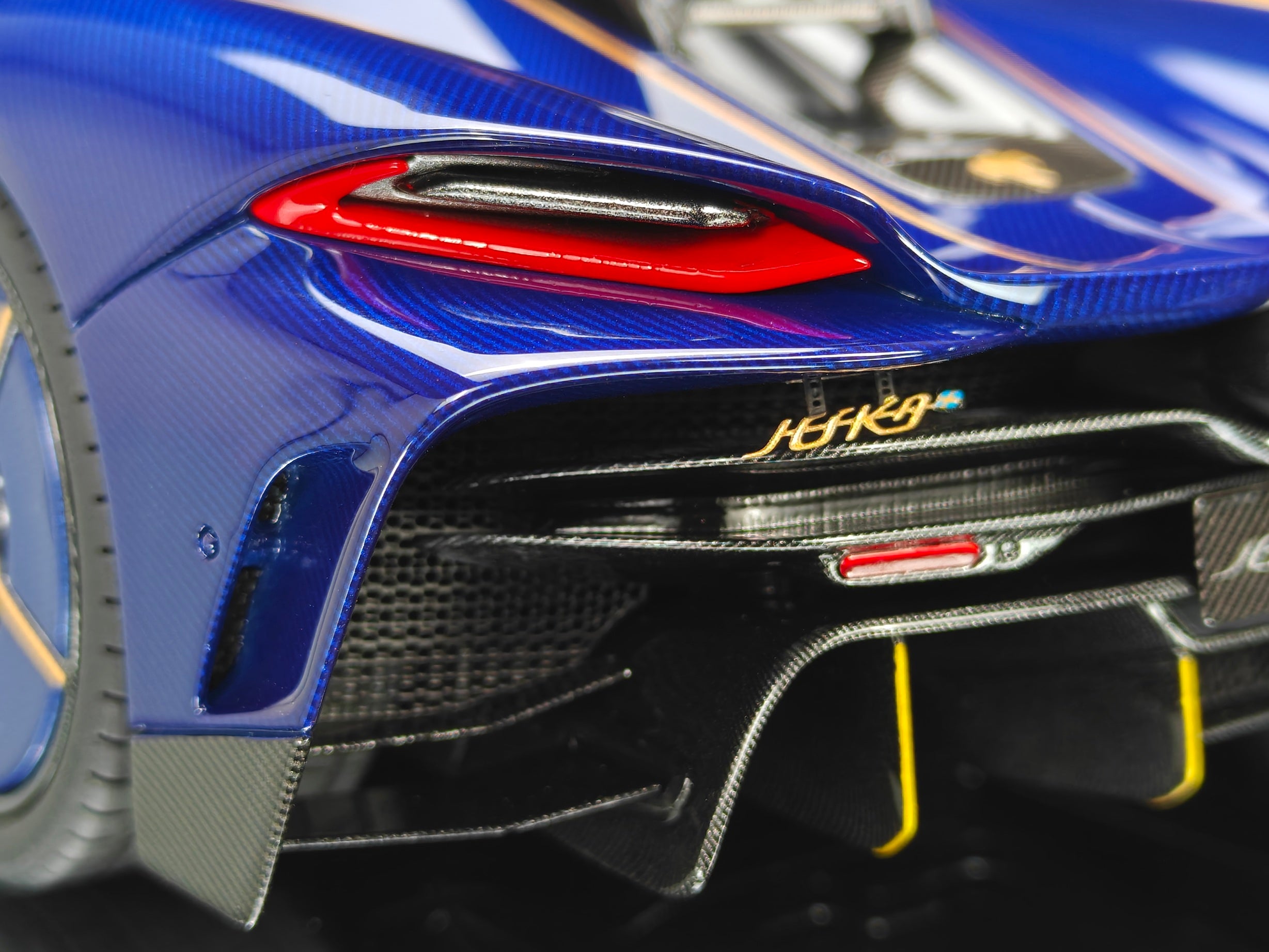 Koenigsegg Jesko Absolut 7389 PMC Special Project - Blue Tinted Carbon - 1:18