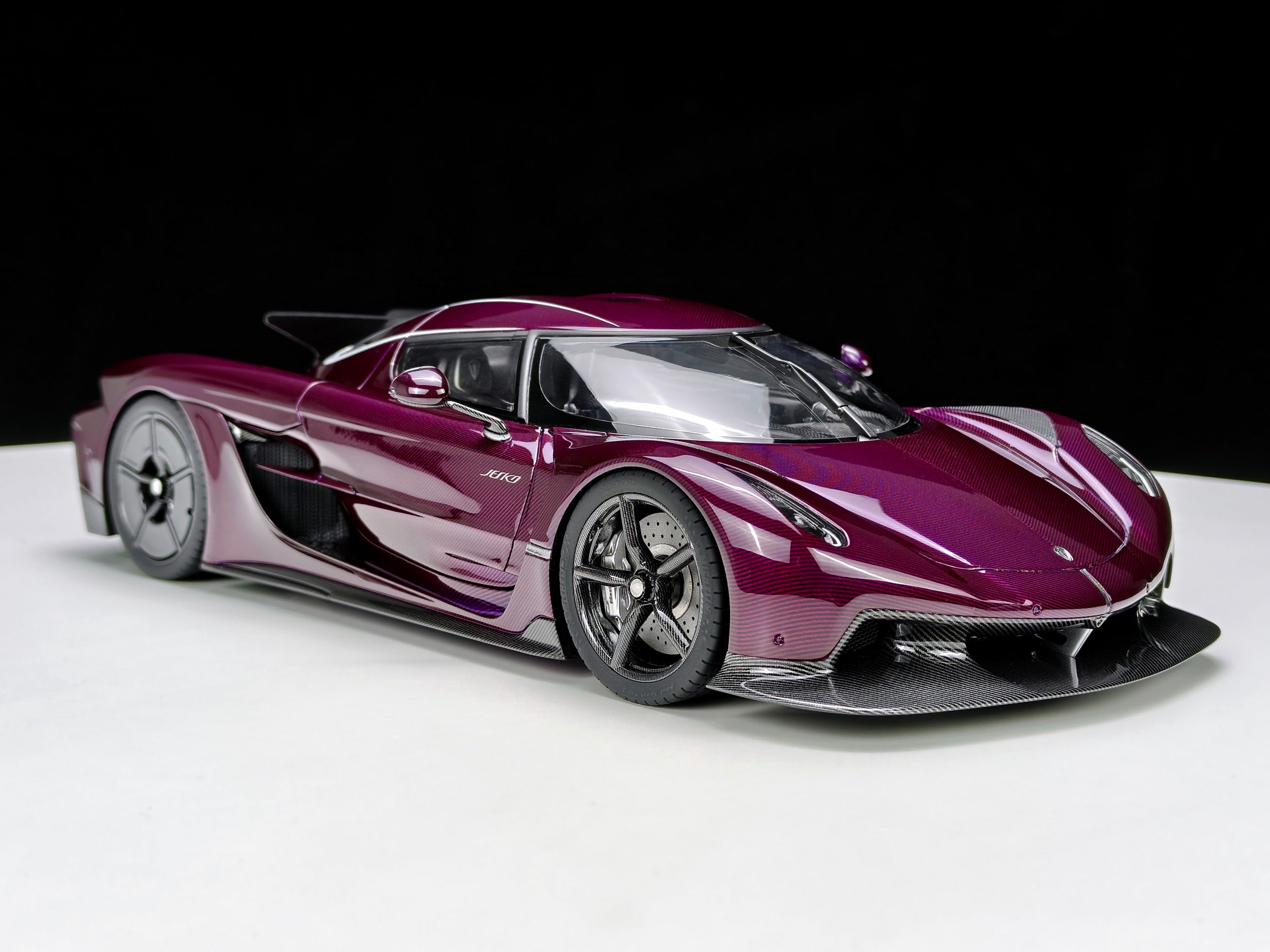 Koenigsegg Jesko Absolut PMC Special Project - Purple Tinted Carbon - 1:18