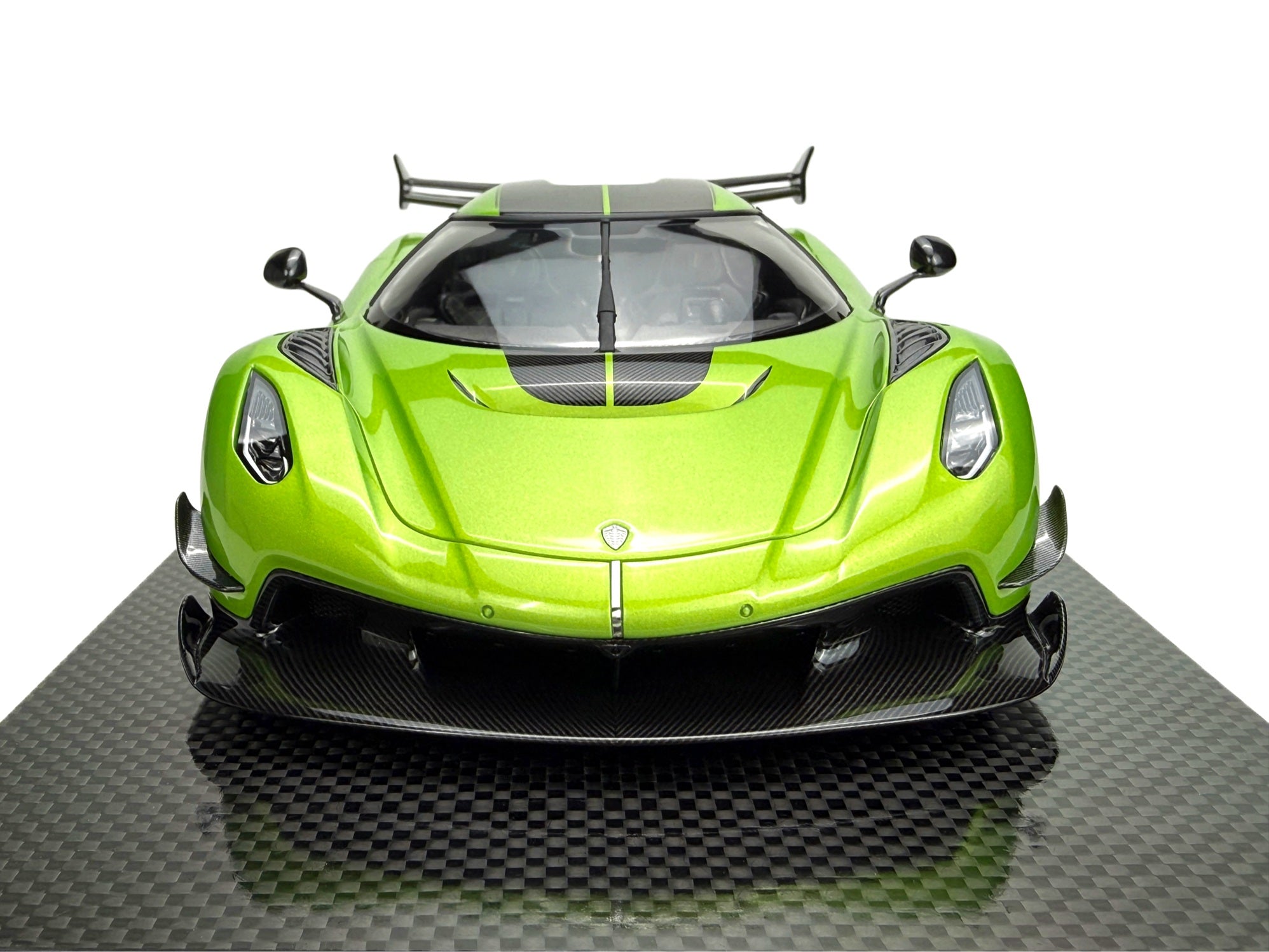 Koenigsegg Jesko PMC Special Project - green - 1:18