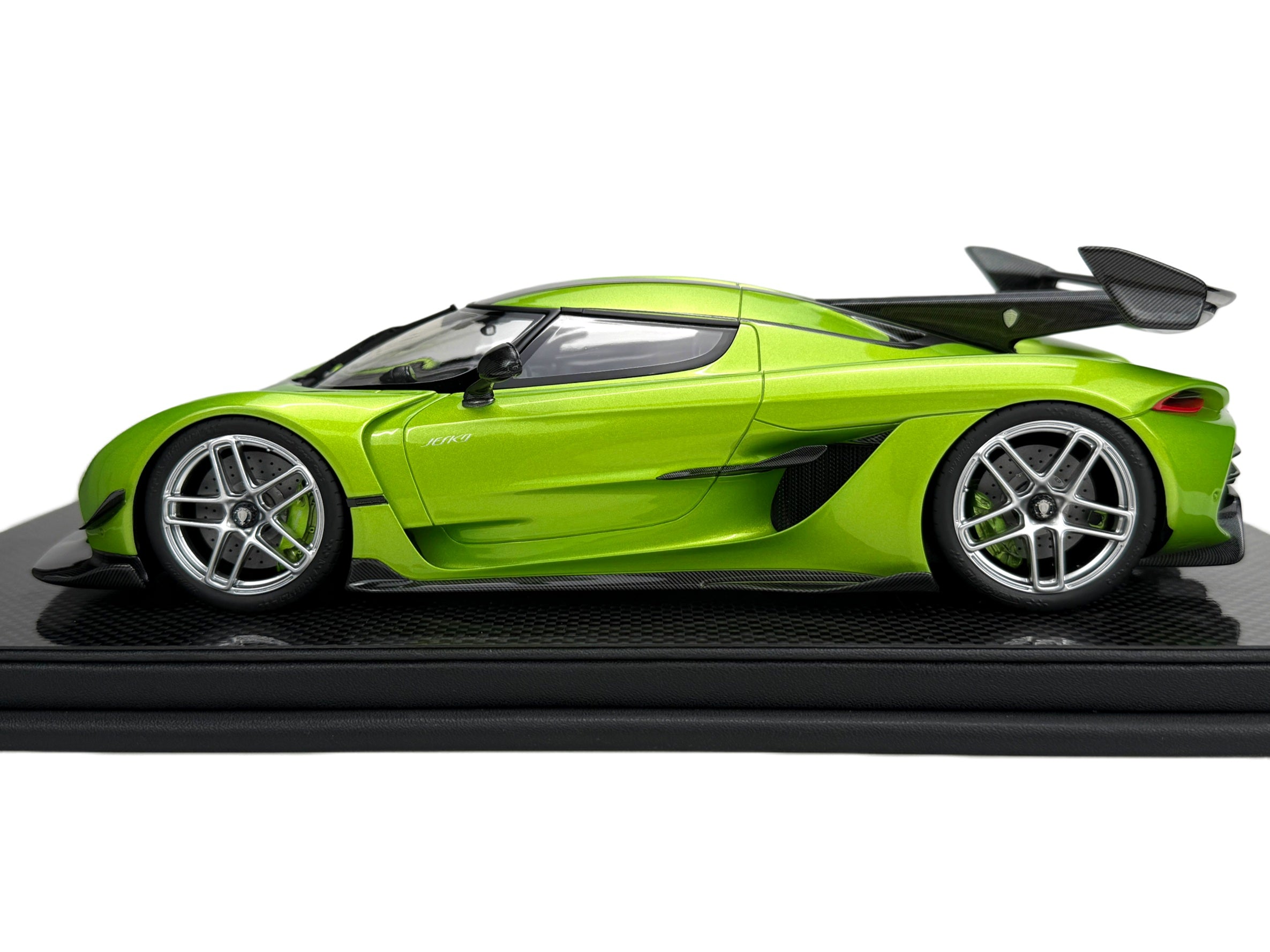 Koenigsegg Jesko PMC Special Project - green - 1:18