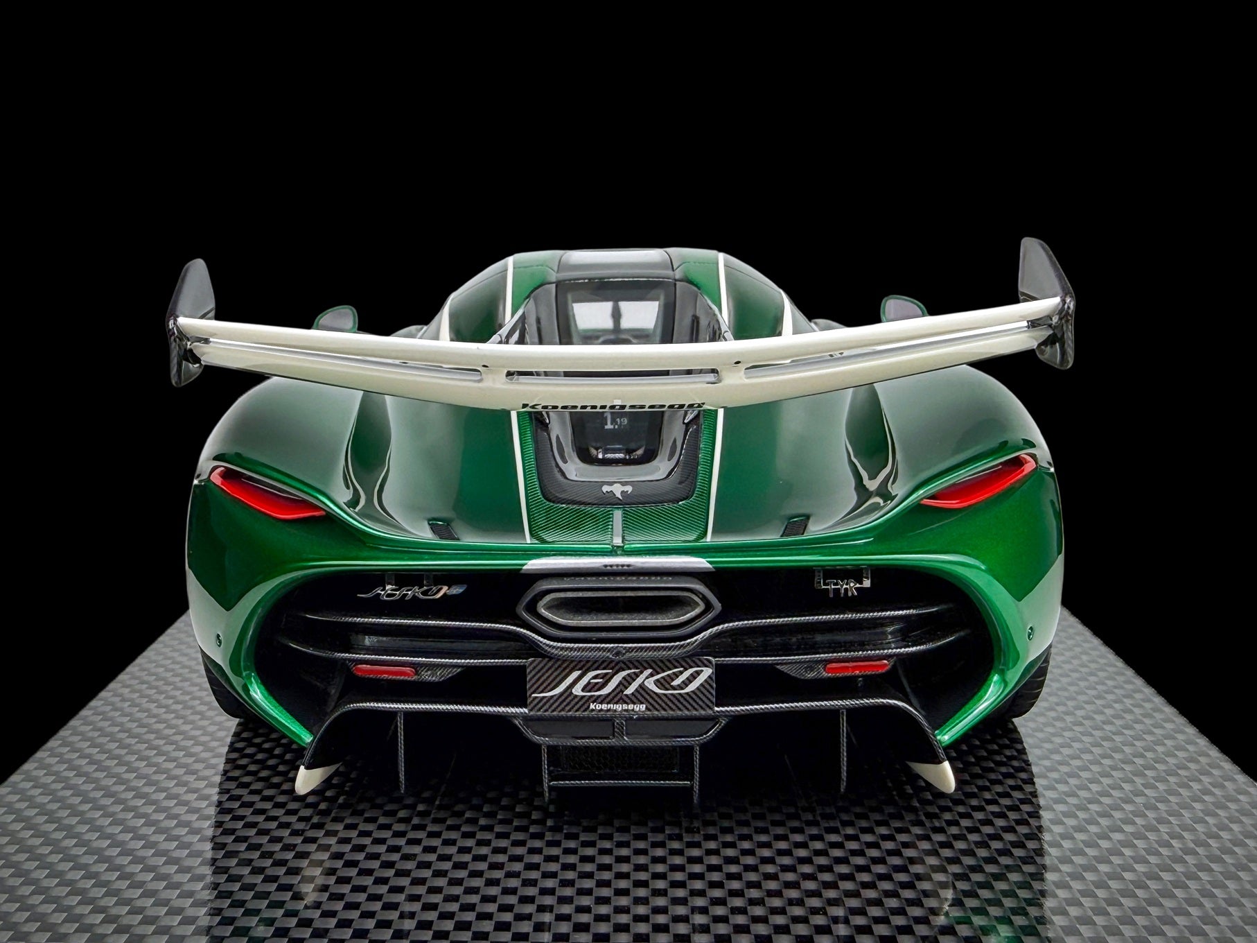 Koenigsegg Jesko PMC Special Project - Manz Green #7555 - 1:18