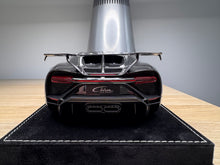 Load image into Gallery viewer, Bugatti Chiron Pur Sport - Black Carbon - 1:18
