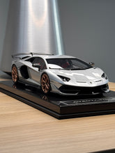 Load image into Gallery viewer, Lamborghini Aventador SVJ - Grigio Antares - 1:18
