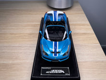 Load image into Gallery viewer, Ferrari 458 Speciale Aperta - Artemis Green - 1:18
