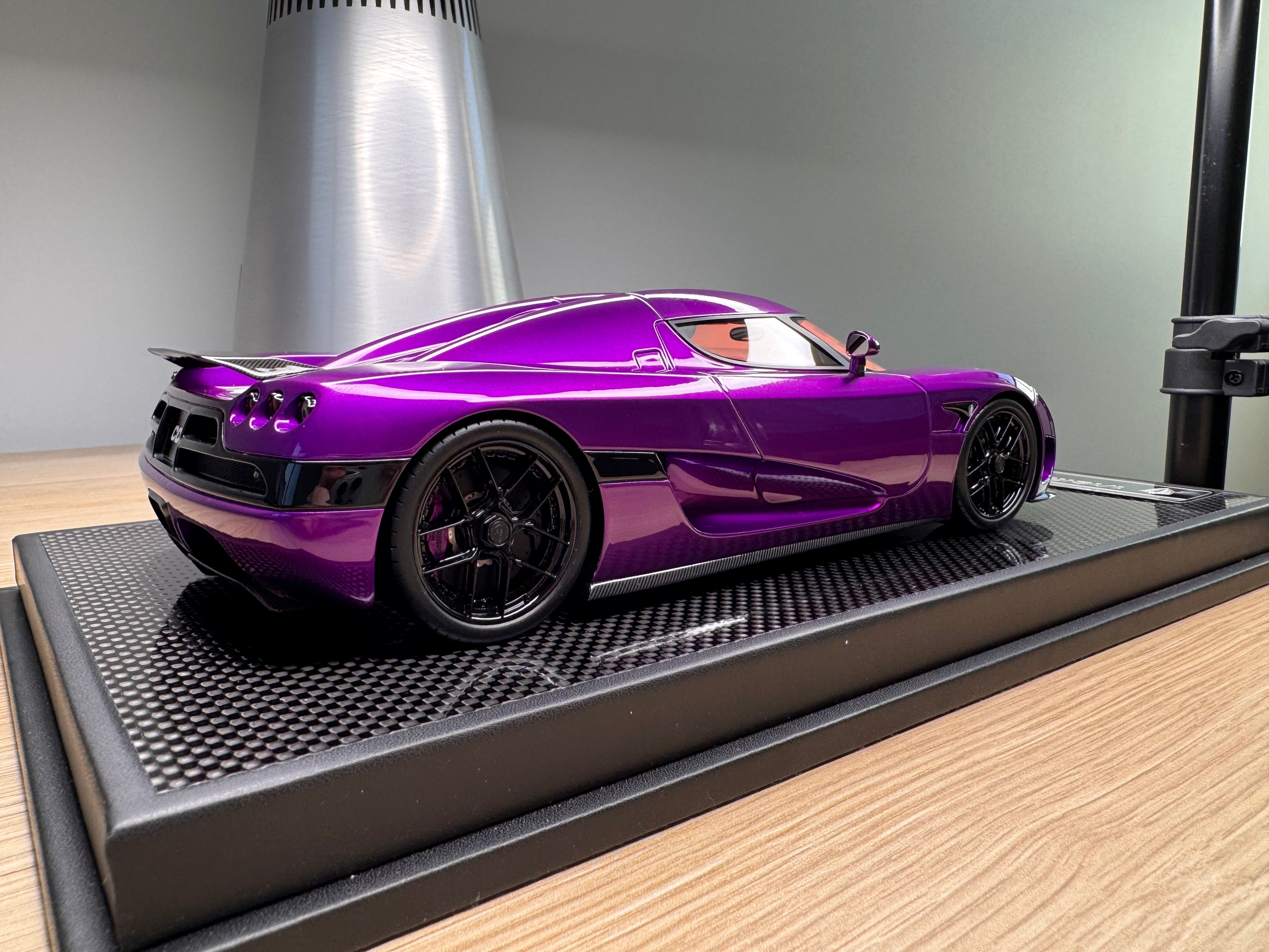 Koenigsegg CCX - Purple - 1:18