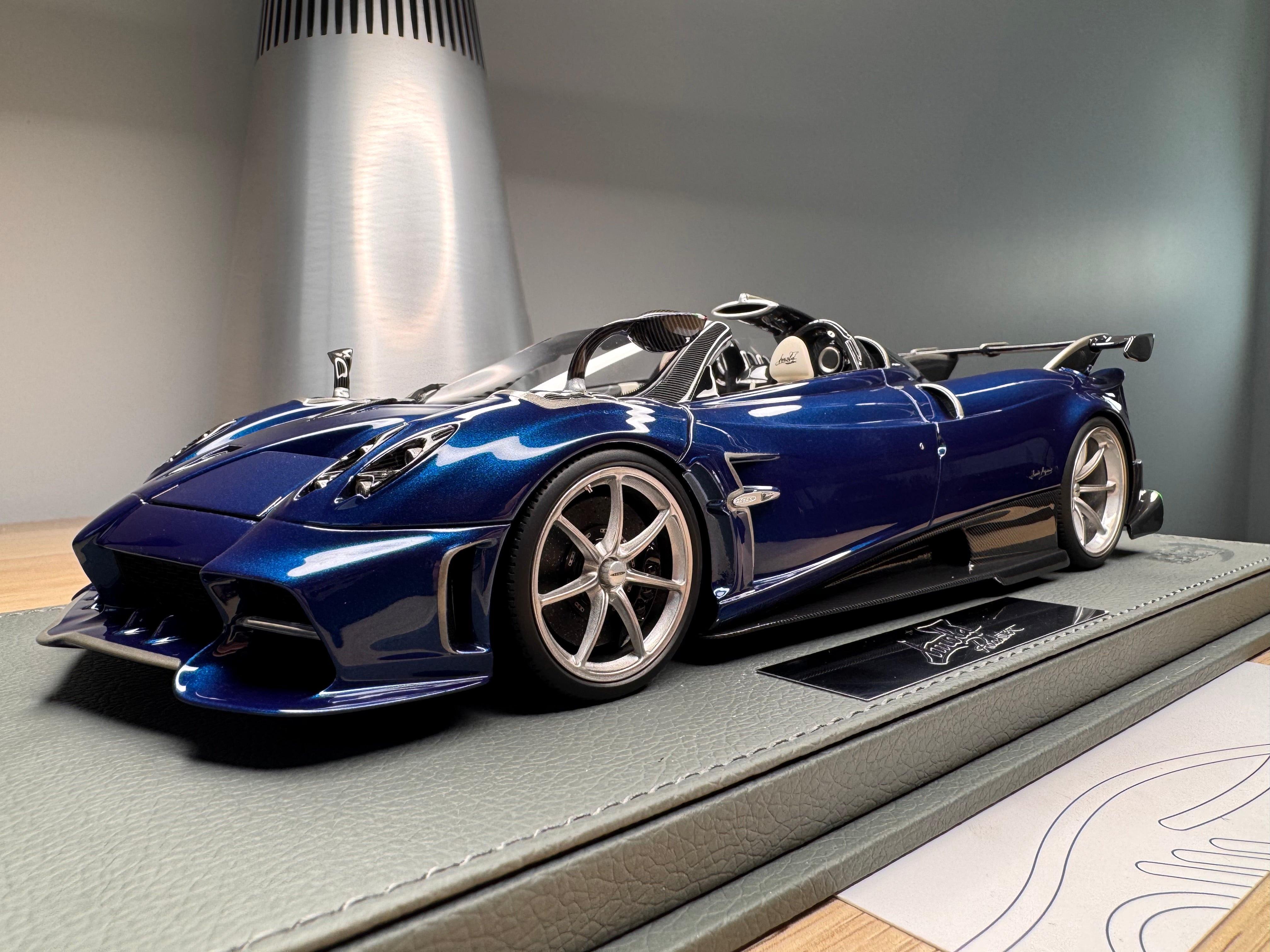 Pagani Imola Roadster - Dark Blue - 1:18