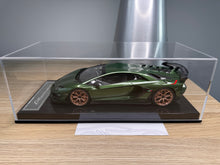 Load image into Gallery viewer, Lamborghini Aventador SVJ - Verde Ermes - 1:18
