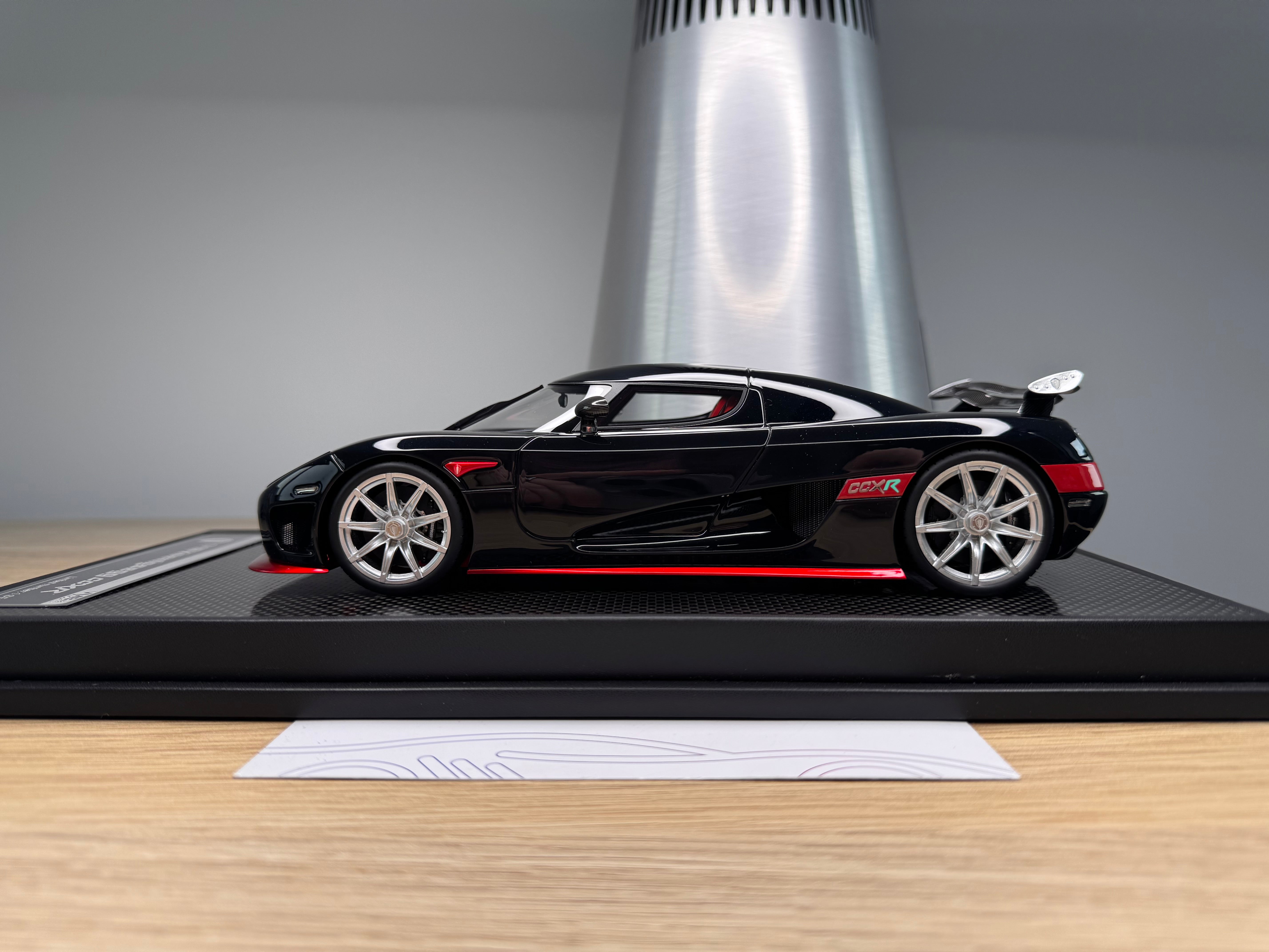 Koenigsegg CCXR - Gloss Black - 1:18