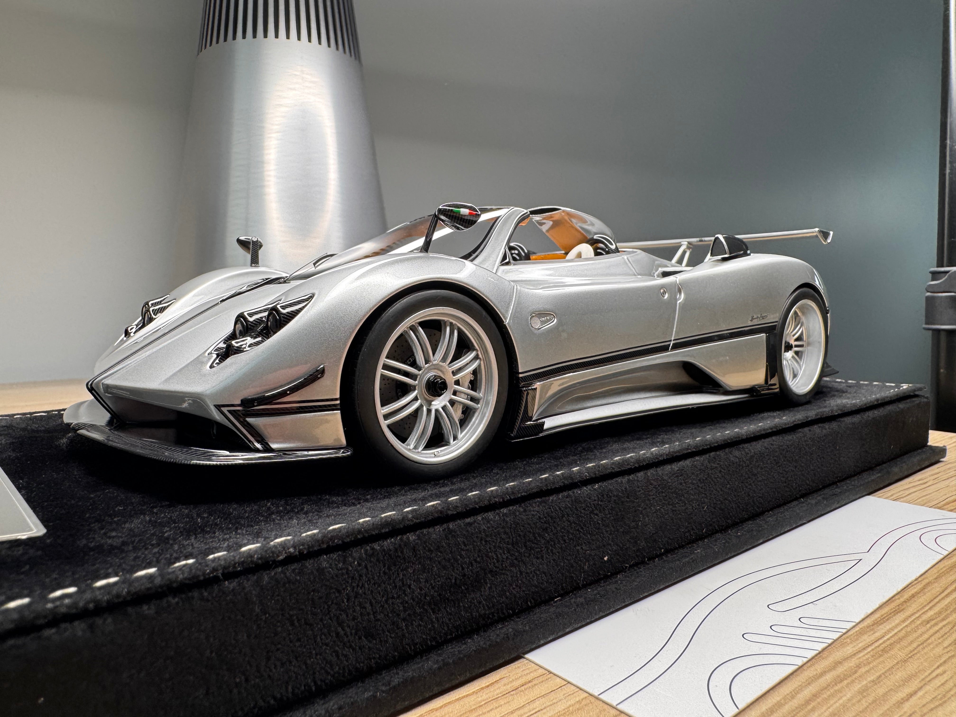 Pagani Zonda Cinque Roadster - Silver - 1:18