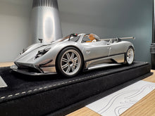 Load image into Gallery viewer, Pagani Zonda Cinque Roadster - Silver - 1:18
