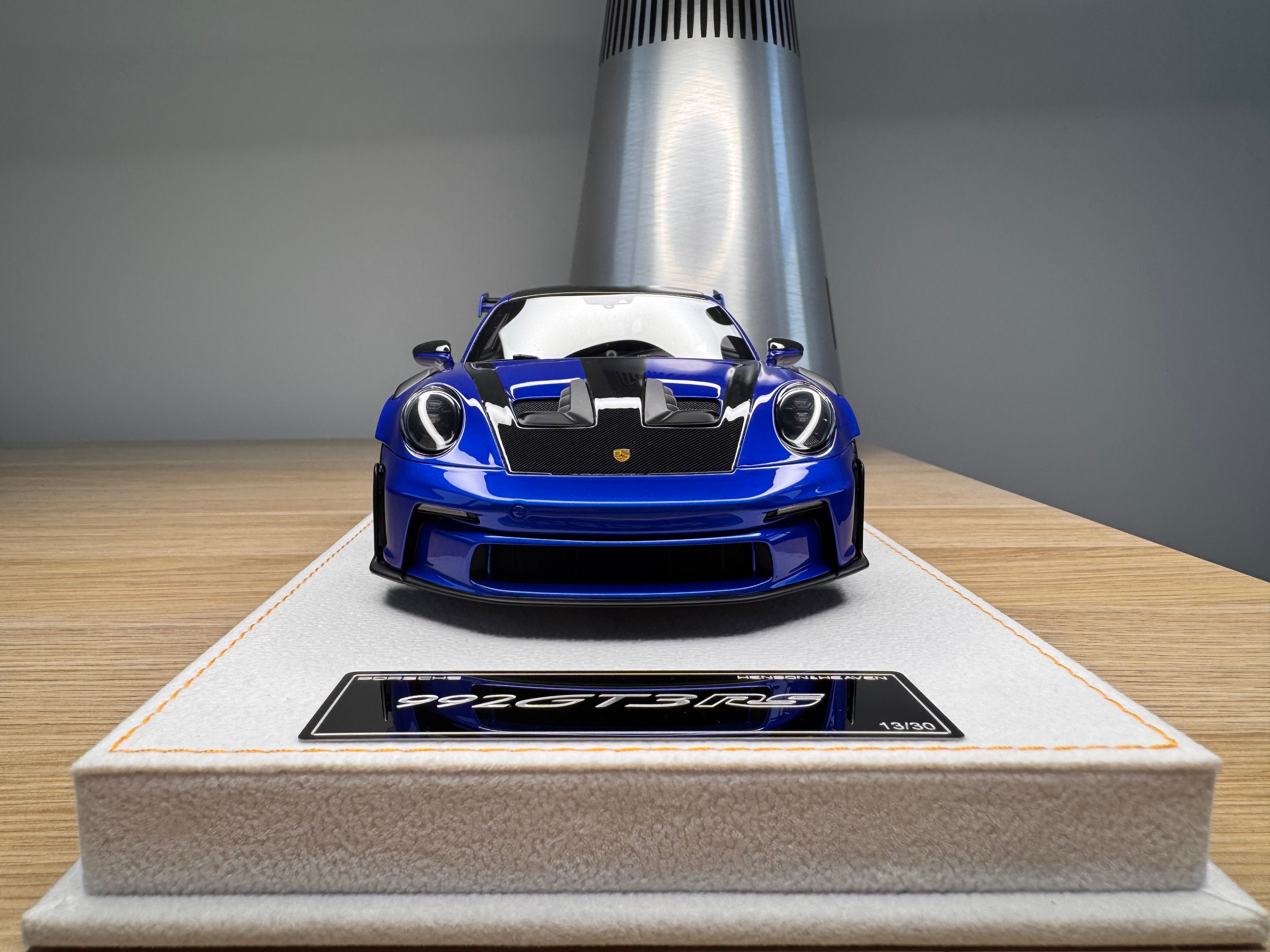Porsche 911 992 GT3RS - Metallic Blue - 1:18