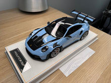 Load image into Gallery viewer, Porsche 911 992 GT3RS - Baby Blue - 1:18
