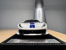 Load image into Gallery viewer, Ferrari 812 Competizione - Fuji White - 1:18
