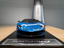 Load image into Gallery viewer, Lamborghini Aventador SVJ - Blu Uranus - 1:18
