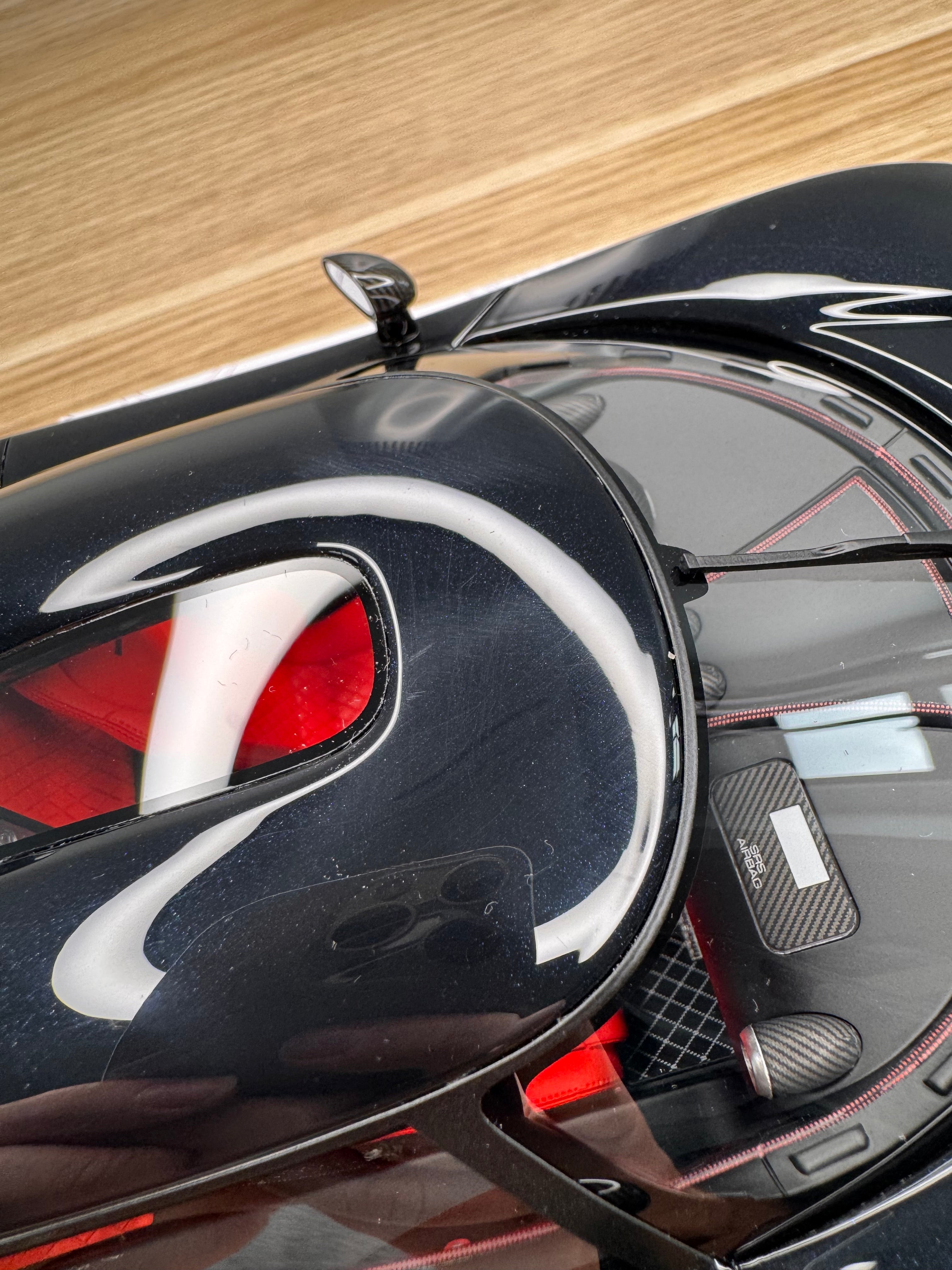 Koenigsegg CCXR - Gloss Black - 1:18