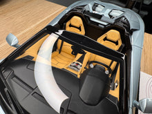 Load image into Gallery viewer, Lamborghini Aventador LP700-4 Roadster - Azzurro Thethis - 1:18
