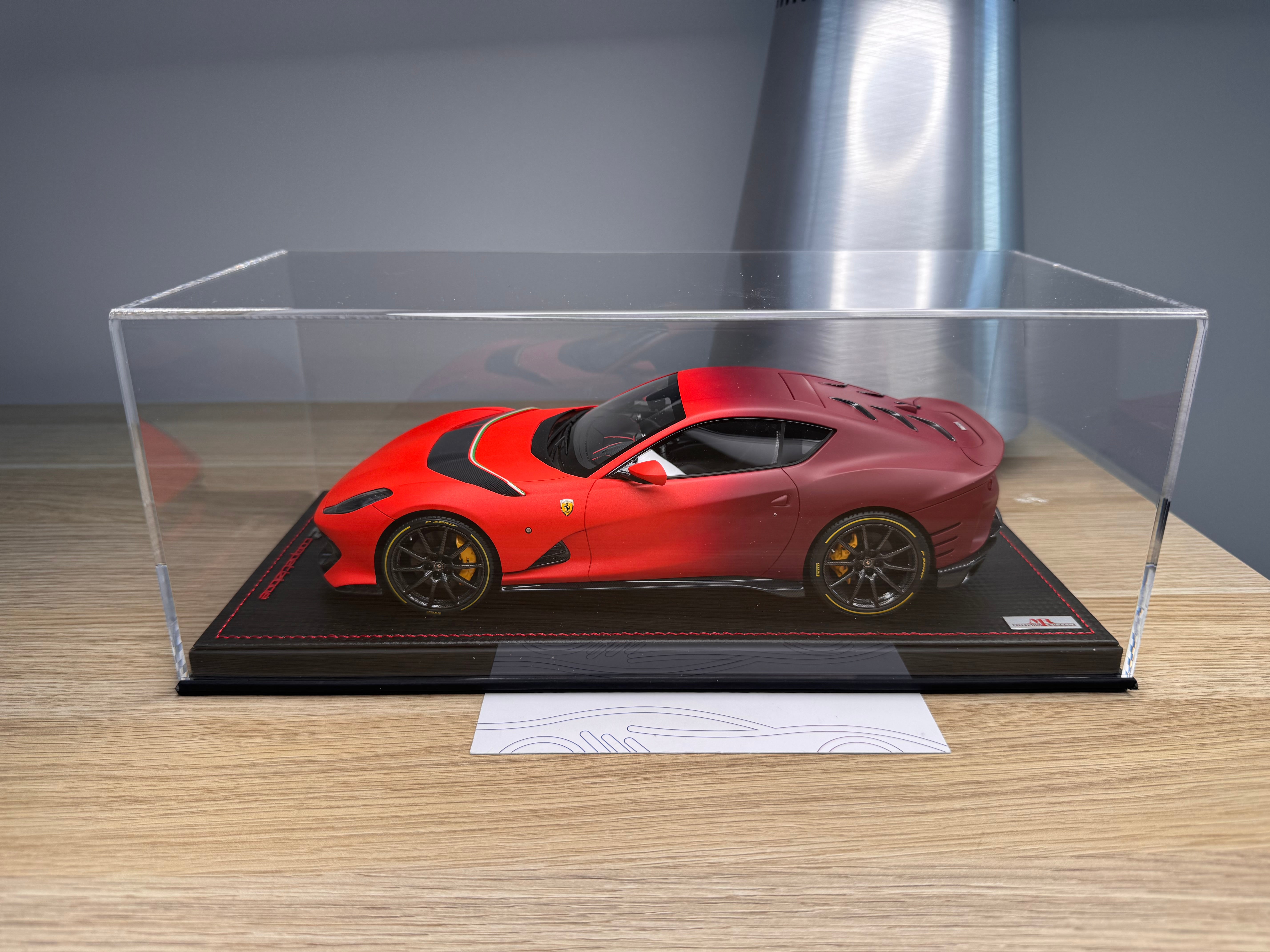 Ferrari 812 Competizione - Rosso F1 matte fading to Rosso GP1000 LE49 - 1:18