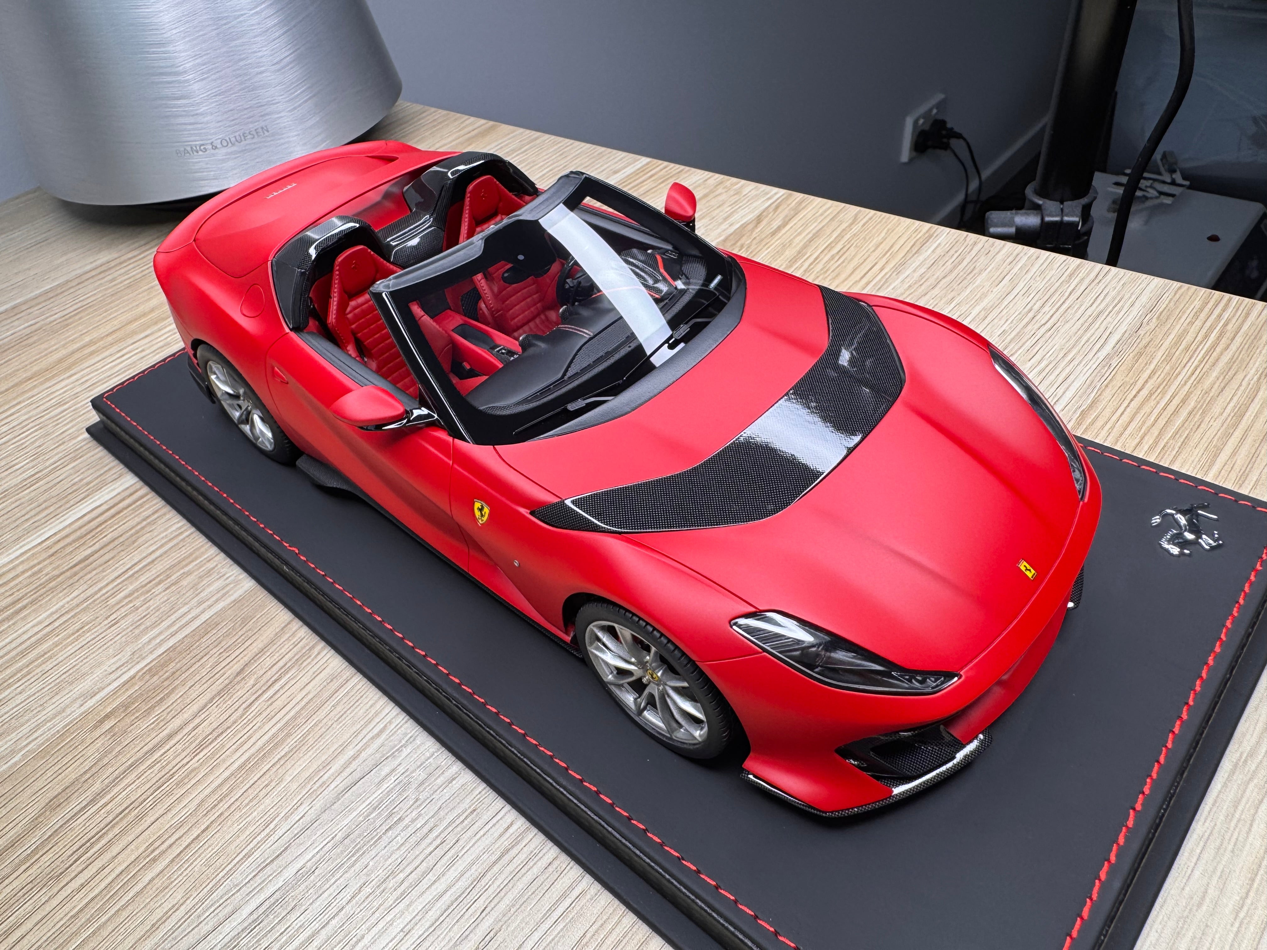 Ferrari 812 Competizione A - Rosso F1-75 matte - 1:18