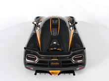 Load image into Gallery viewer, Koenigsegg Agera S - Hundra carbon gold OPEN PARTS - 1:18
