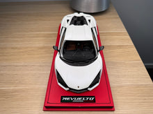 Load image into Gallery viewer, Lamborghini Revuelto - Bianco Siderale matte - 1:18
