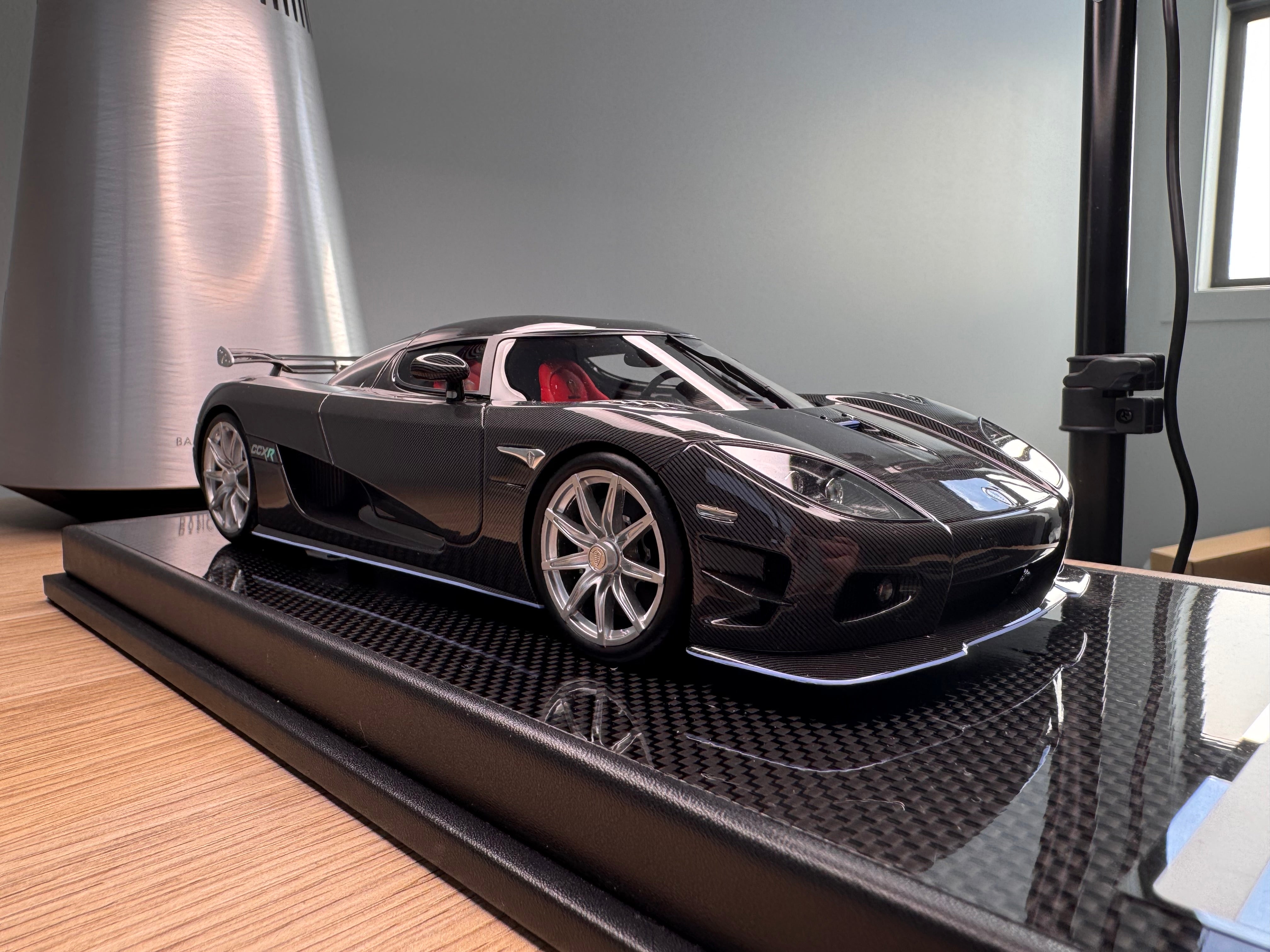 Koenigsegg CCXR - Black Carbon - 1:18