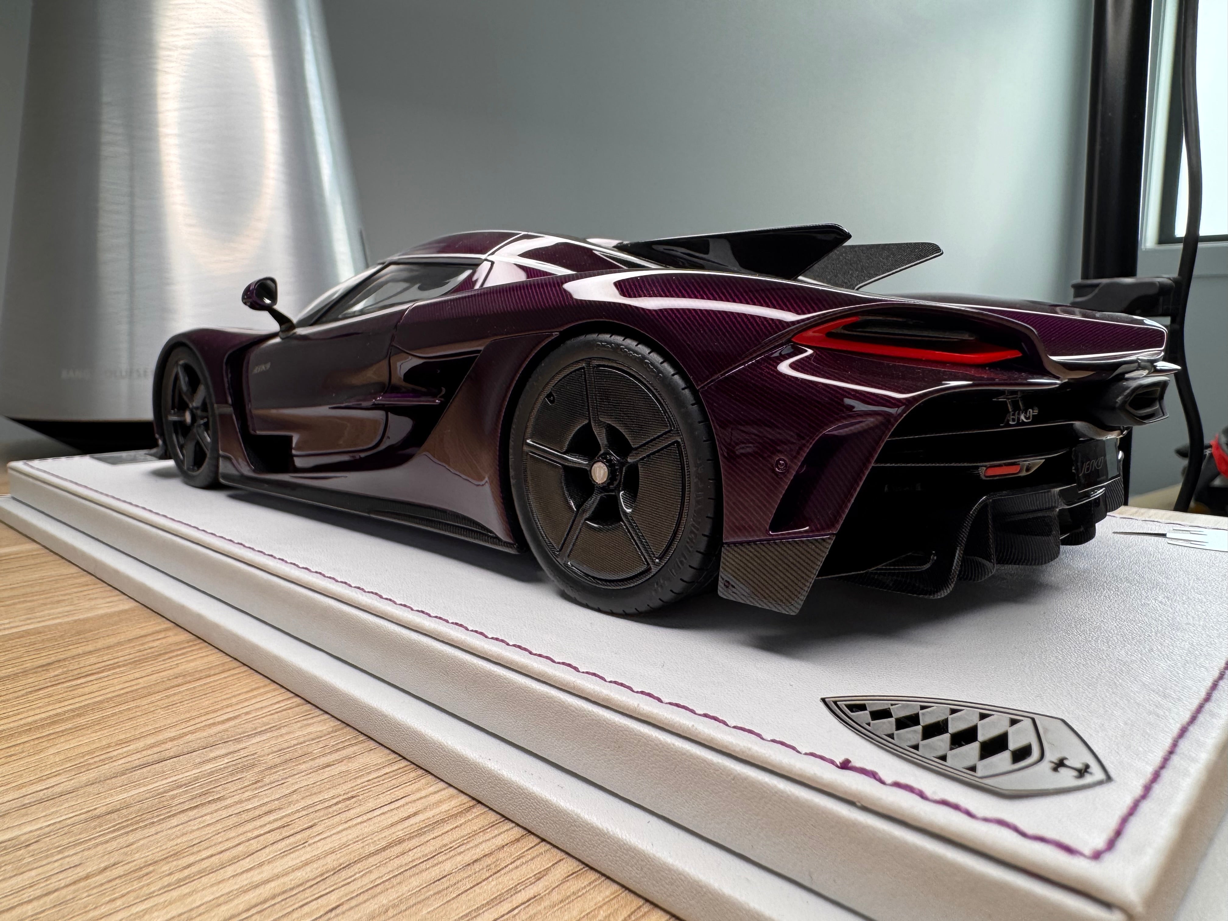 Koenigsegg Jesko Absolut PMC Special Project - Purple Tinted Carbon - 1:18