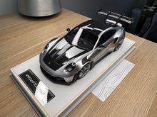 Load image into Gallery viewer, Porsche 911 992 GT3RS - GT Silver - 1:18
