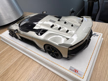 Load image into Gallery viewer, Ferrari F80 - Alluminio Lucido LE49 - 1:18
