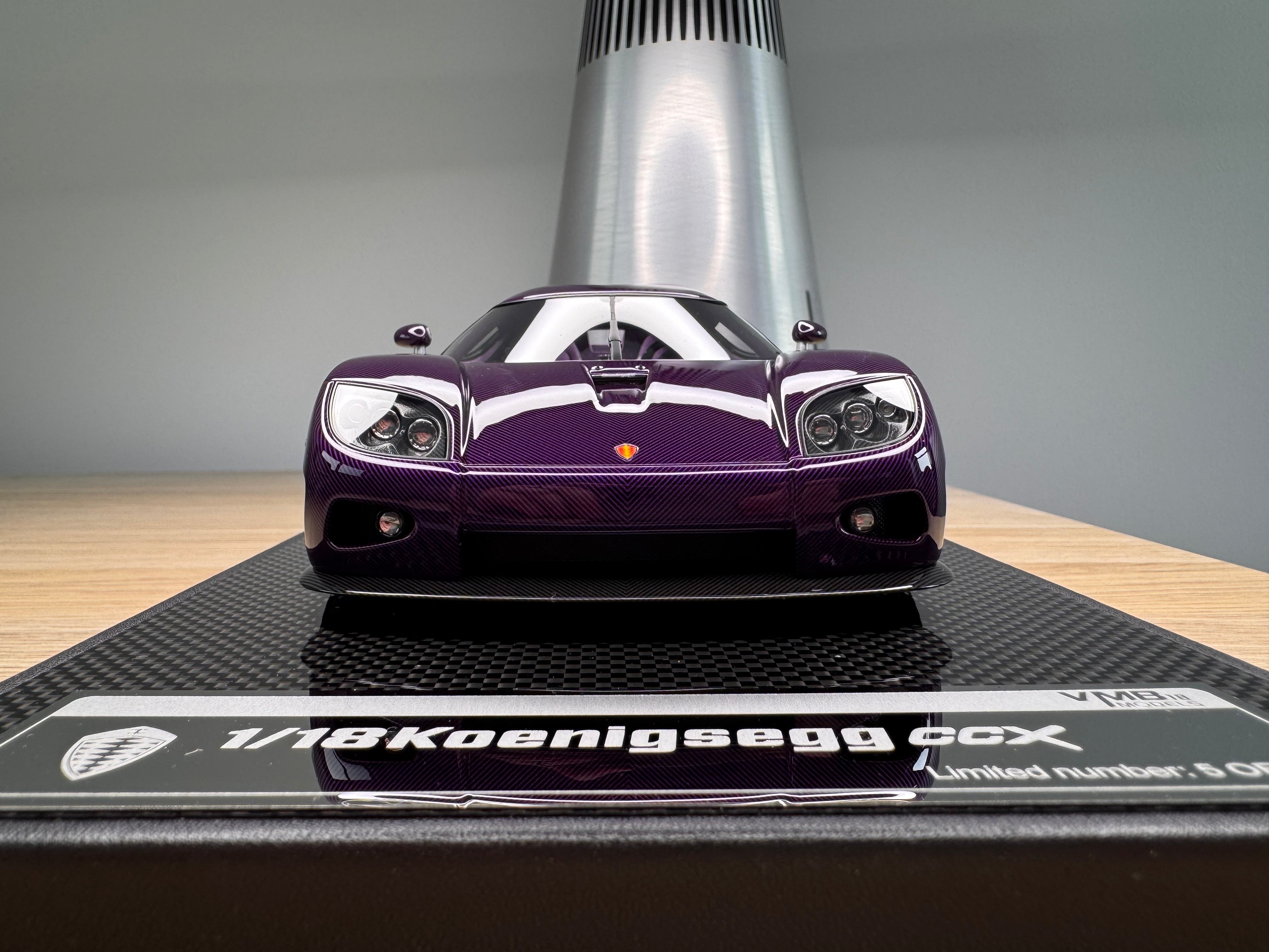 Koenigsegg CCX - Purple Carbon - 1:18