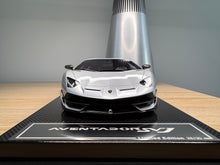 Load image into Gallery viewer, Lamborghini Aventador SVJ - Grigio Antares - 1:18
