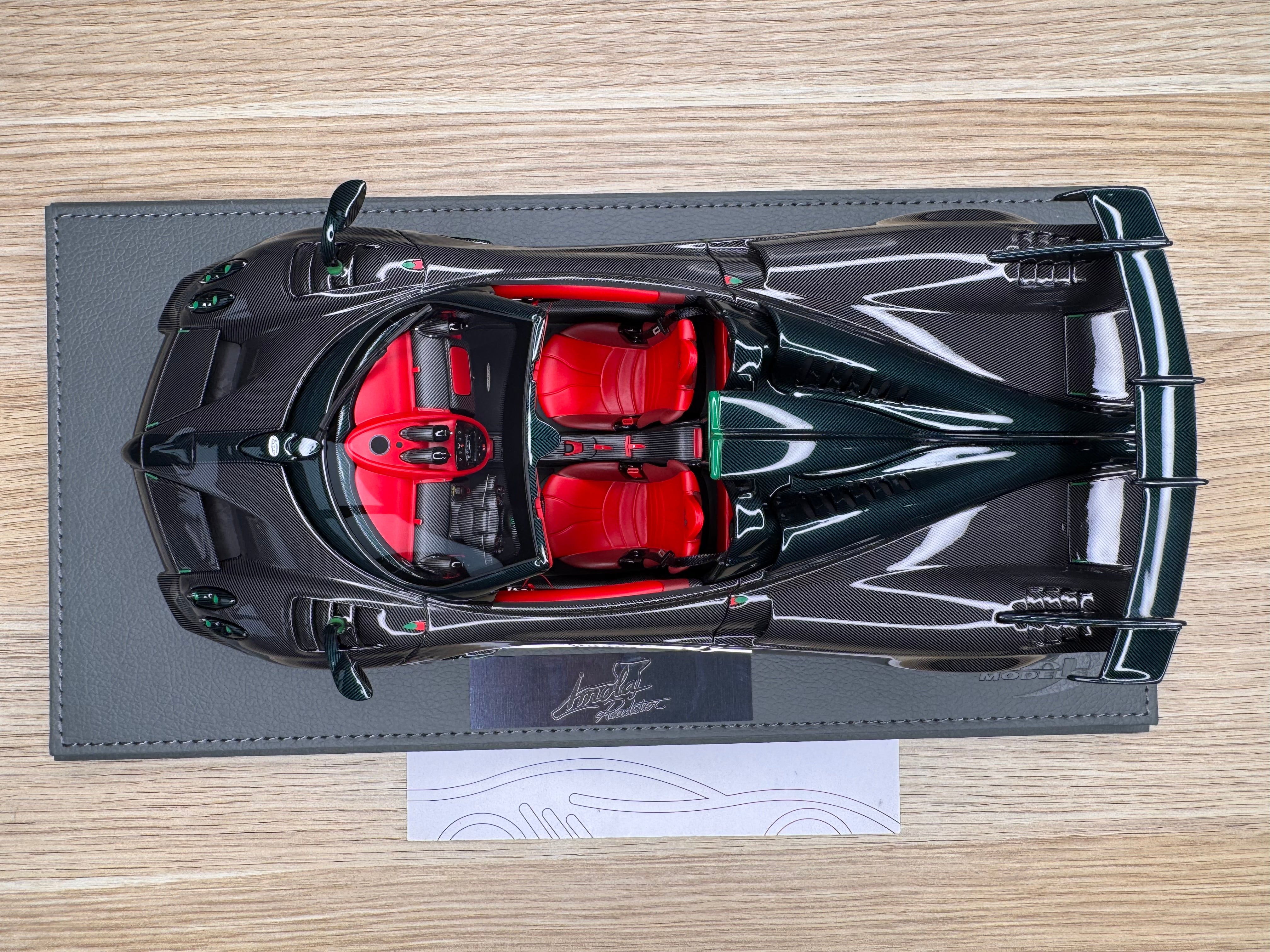 Pagani Imola Roadster - Gloss Carbon - 1:18