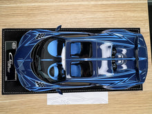 Load image into Gallery viewer, Bugatti Chiron Super Sport 300 - Blue Carbon Stripe - 1:18
