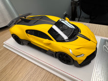 Load image into Gallery viewer, Bugatti Divo - Jaune Molsheim (matte) - 1:18
