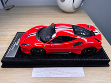 Load image into Gallery viewer, Ferrari 488 Pista - Rosso Corsa - 1:18
