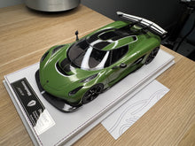 Load image into Gallery viewer, Koenigsegg Jesko PMC Special Project - pearl green - 1:18
