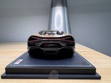 Load image into Gallery viewer, Bugatti Mistral - Dore gold - 1:18
