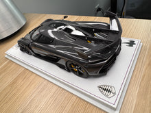 Load image into Gallery viewer, Koenigsegg Jesko PMC Special Project - clear carbon - 1:18
