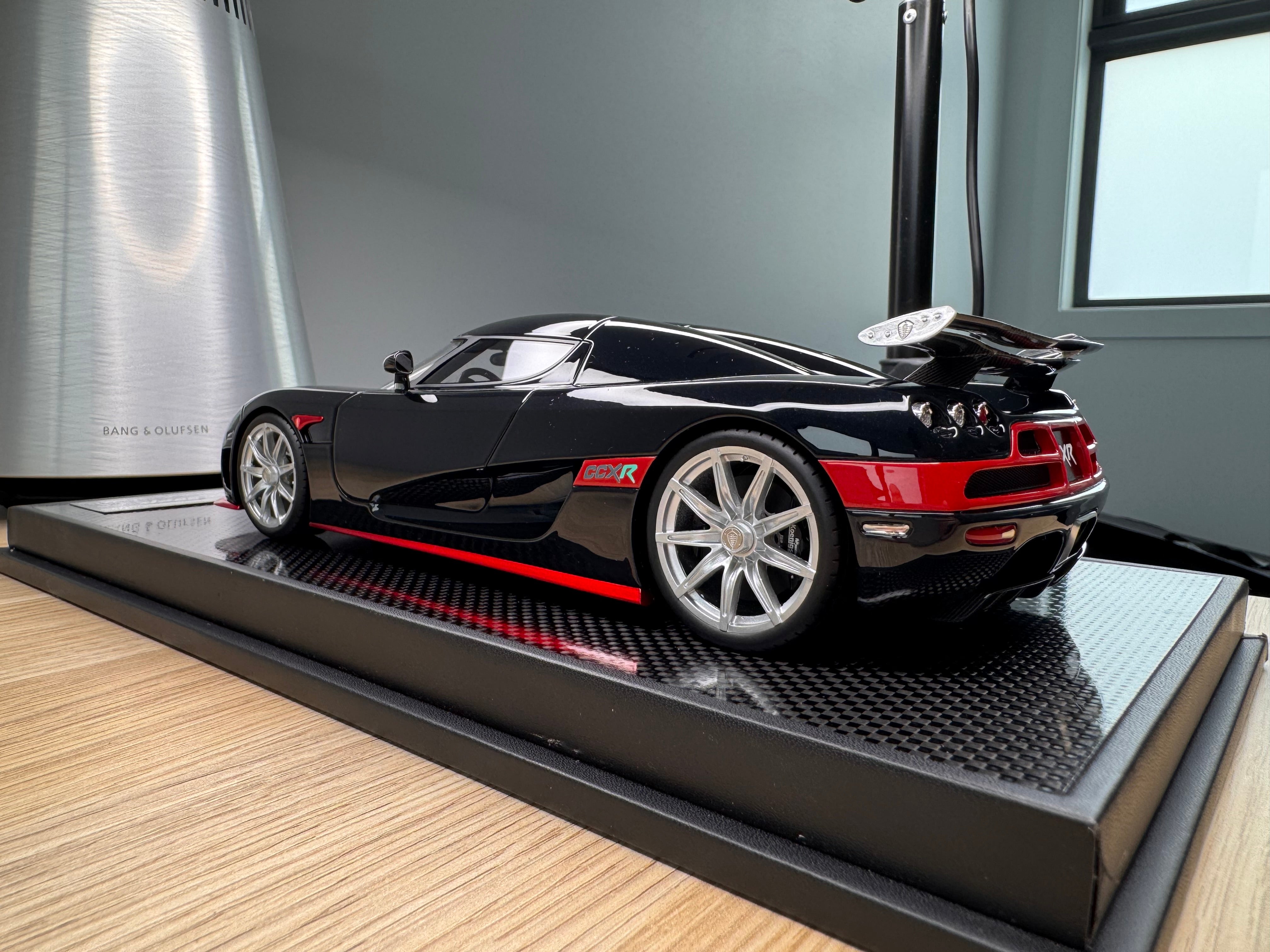 Koenigsegg CCXR - Gloss Black - 1:18